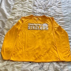 Pittsburgh Steelers Yellow Long Sleeve, dri-wick fabric shirt, like new, kids XL